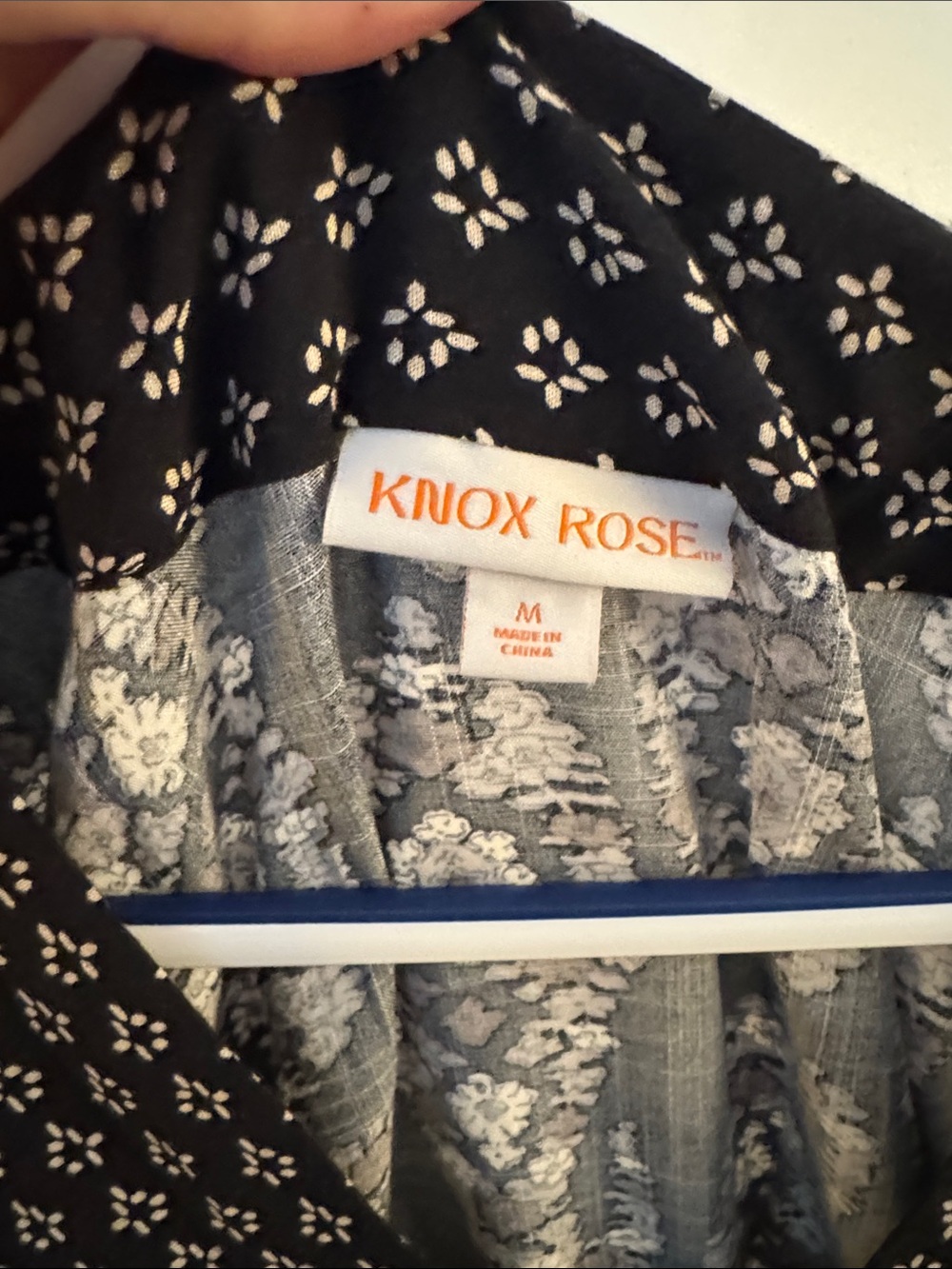 Knox Rose Black Floral-Pattern Maxi Dress - Picture 4 of 6